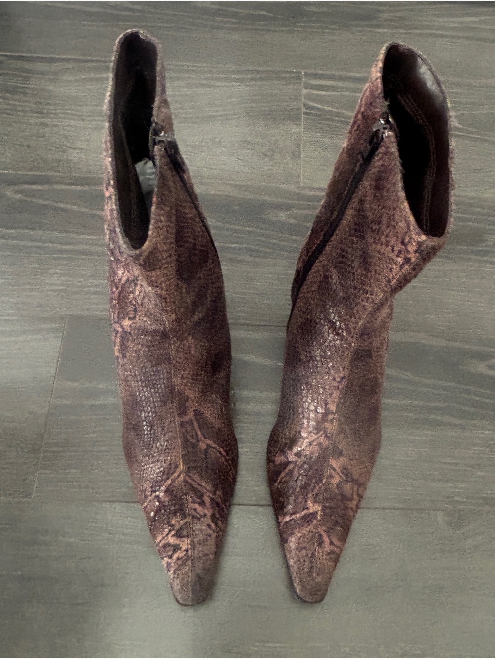 Vintage Fioni Women's Y2K Brown Snakeskin Pointed Toe Kitten Heel Boots Sz 7
